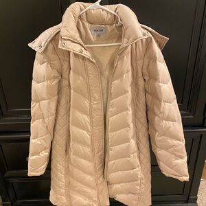 Kenneth Cole Women's Light Tan Puffer Coat Medium